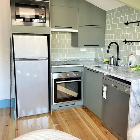 アパート Rs3 Like A Local! Cosy & Modern With Ac! Very