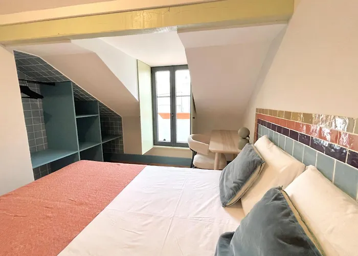 Rs3 Like A Local! Cosy & Modern With Ac! Very Appartement *
