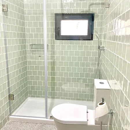 아파트 Rs3 Like A Local! Cosy & Modern With Ac! Very